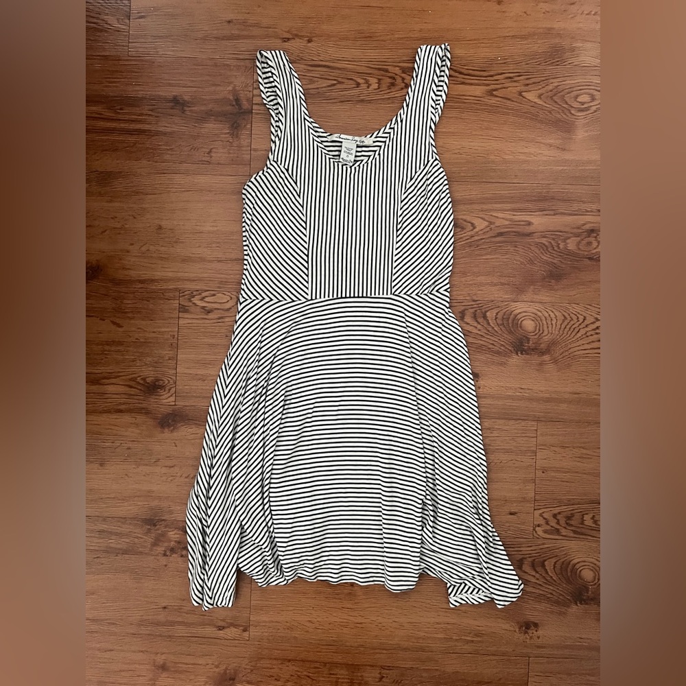 American Rag Cie Scoop Neck Sleeveless
Fit & Flare Dress Sundress Size Small